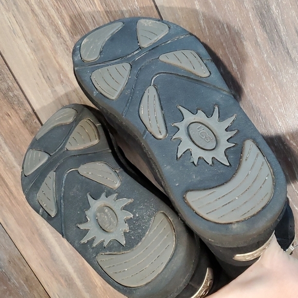 Ugg Australia Mayfaire sheepskin ankle booties shoes sz 8 - Picture 13 of 13